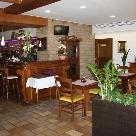 Op Der Bleech Hotel