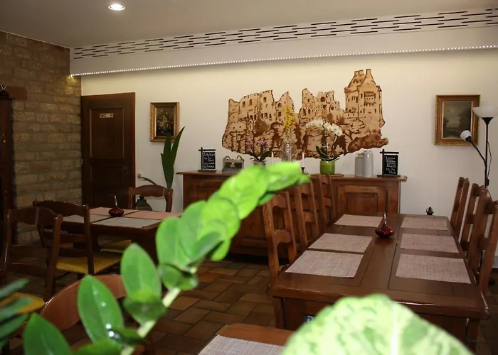 Hotel Op Der Bleech Fels