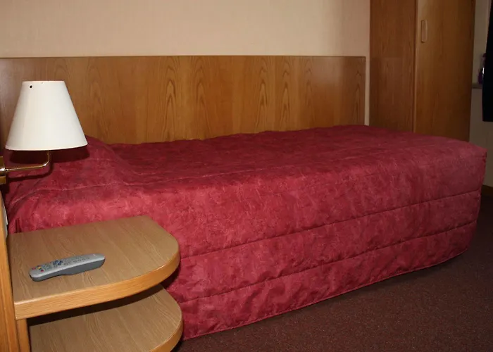 Hotel Op Der Bleech Fels